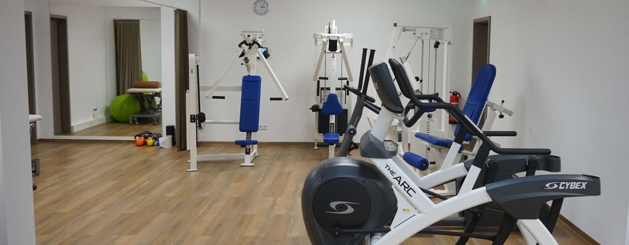 Training und physiotherapeutische Behandlungen können innerhalb der Höhenwohnung durchgeführt werden.